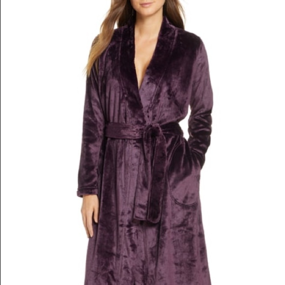 👘 BNWT UGG LONG ROBE 👘